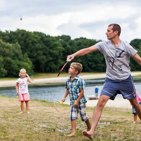 منتجع Oostappen Vakantiepark Hengelhoef Nv Aan de Wolfsberg