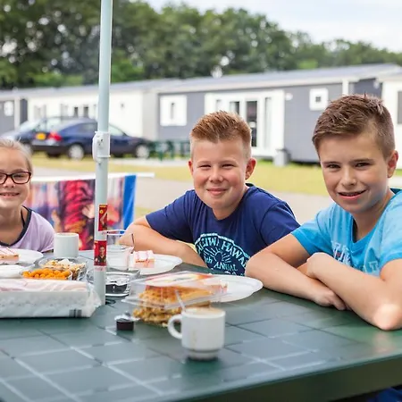 Oostappen Vakantiepark Hengelhoef Nv منتجع