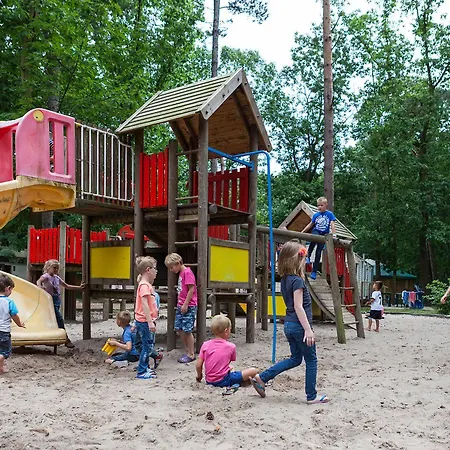 Oostappen Vakantiepark Hengelhoef Nv